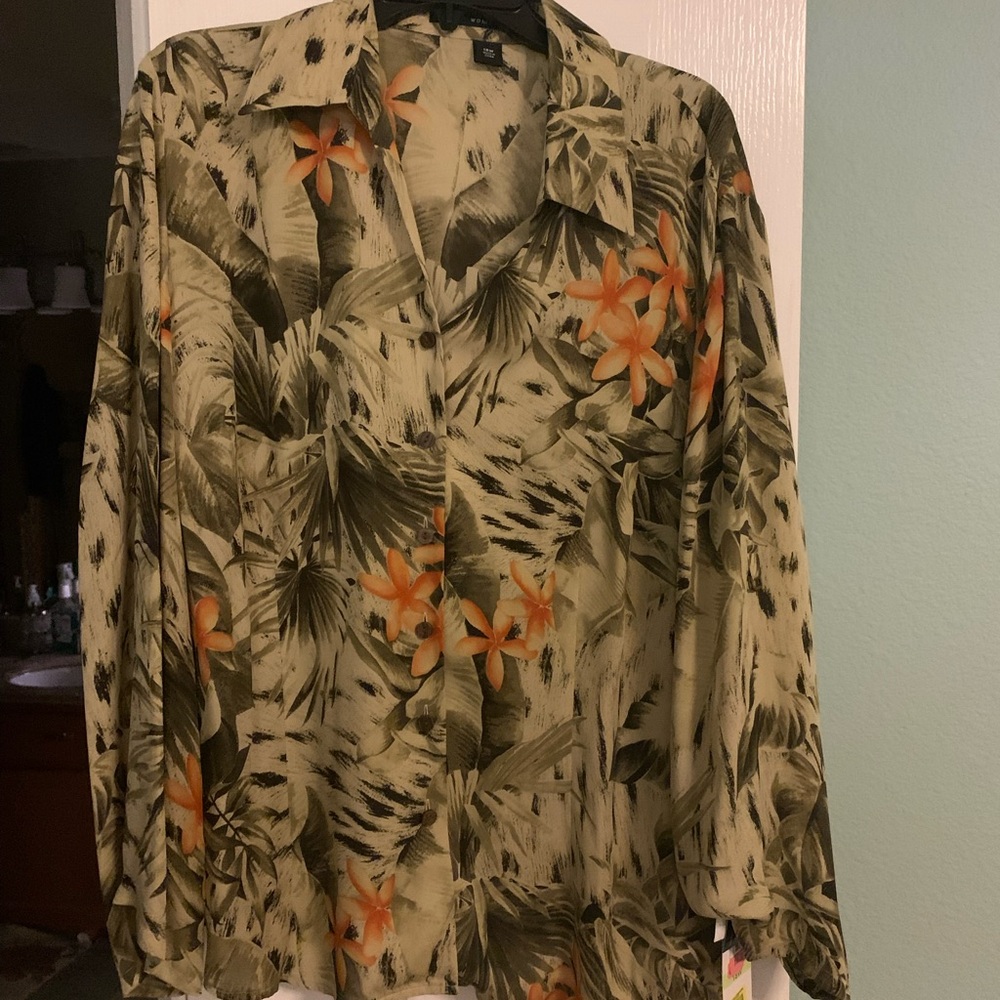 Josephine Chaus Green and Orange Casual Button Down Shirt